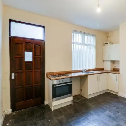 Image 3 - Westover Road, Pudsey, LS13 3PG, United Kingdom - Townhouse for sale
