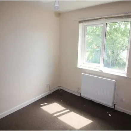 Image 2 - Ingleton Road, Huddersfield, HD4 6QX, United Kingdom - Duplex for rent