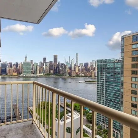 Image 1 - Citylights At Queens Landing, 4-74 48th Avenue, New York, NY 11109, USA - House for rent