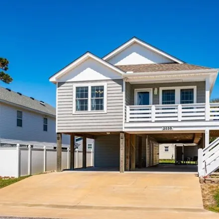 Buy this 3 bed house on 2037 Yorktown Street in Kill Devil Hills, NC 27948