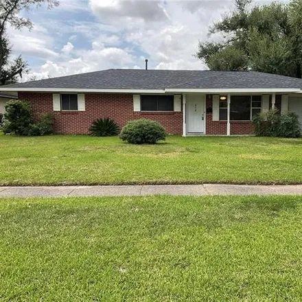 Buy this 3 bed house on 416 Jefferson Drive in University Place, Lake Charles