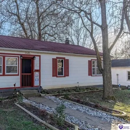 Buy this 2 bed house on 278 Spring Street in Leitchfield, KY 42754