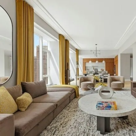 Image 1 - 155 East 86th Street, New York, NY 10028, USA - Condo for sale