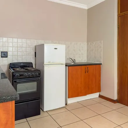 Image 7 - Hillcrest Boulevard II, 194 Lunnon Road, Hillcrest, Pretoria, 0083, South Africa - Apartment for rent