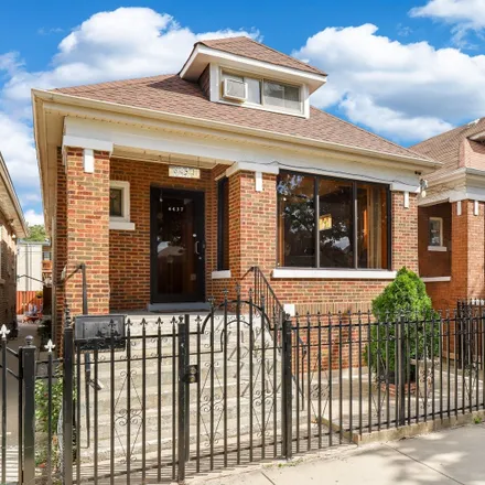 Image 2 - 6423 South Troy Street, Chicago, IL 60629, USA - House for sale