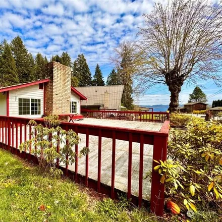 Buy this 2 bed house on 20 Cove Way in Jefferson County, WA 98320