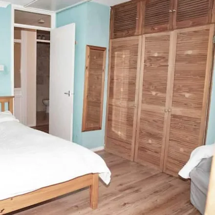 Rent this 1 bed apartment on Cambridge in CB4 1UR, United Kingdom