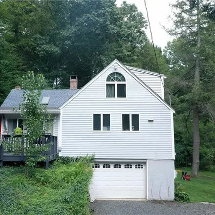 Rent this 4 bed house on 105 Riverhill Road in Cedar Land, Southbury
