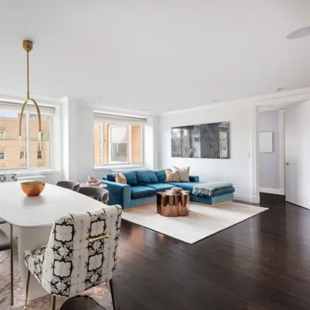Buy this 2 bed condo on 201 E 80th St Apt 17c in New York, 10075
