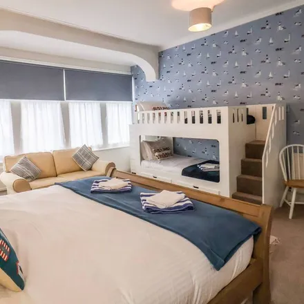 Rent this 16 bed house on Bridlington in YO15 3LA, United Kingdom