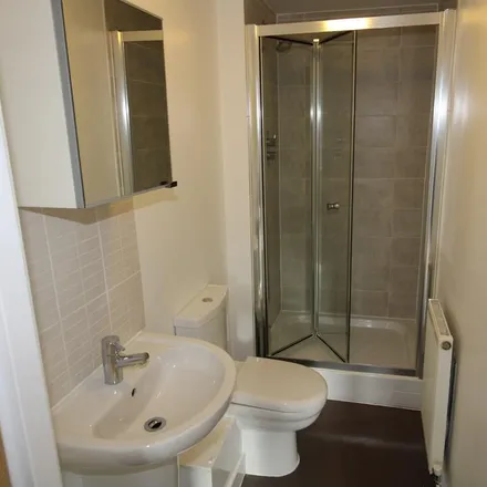 Image 5 - Victoria Arms, 50 Ongar Road, Brentwood, CM15 9AX, United Kingdom - Apartment for rent