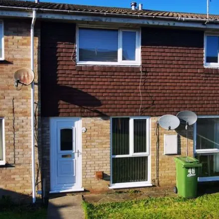 Rent this 2 bed townhouse on Pen-Y-Cae in Bedwas, CF83 3BY