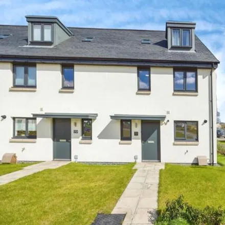 Buy this 4 bed house on 12 Viscount Drive in Dalkeith, EH22 3NE