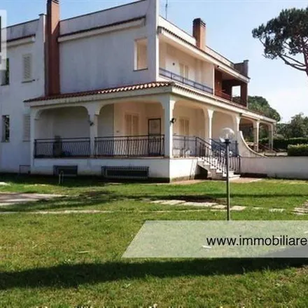 Image 4 - Viale dei Gladioli, 00042 Anzio RM, Italy - Apartment for rent
