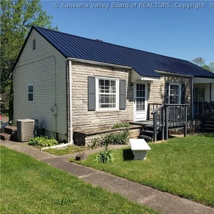 Buy this 3 bed house on 935 Zerkle Street in St. Albans, WV 25177