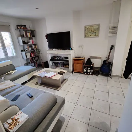 Rent this 2 bed apartment on Avenue Frédéric Mistral in 83500 La Seyne-sur-Mer, France