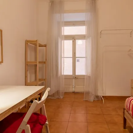 Rent this 6 bed room on Elefante Branco in Rua do Conde de Redondo, 1150-109 Lisbon