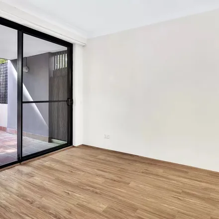 Image 4 - Highlander, 6-8 Freeman Road, Sydney NSW 2067, Australia - Apartment for rent