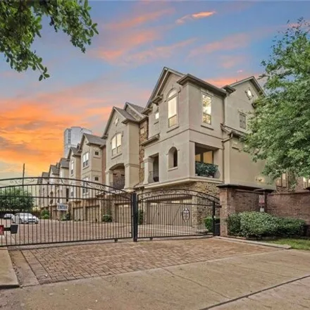 Image 3 - 5307 Beverlyhill Street, Lamar Terrace, Houston, TX 77056, USA - Townhouse for sale