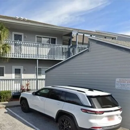 Buy this 2 bed condo on 285 Fenwick Drive in Sarasota County, FL 34285