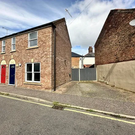Rent this 2 bed duplex on Lord Napier in 1 Guanock Terrace, King's Lynn