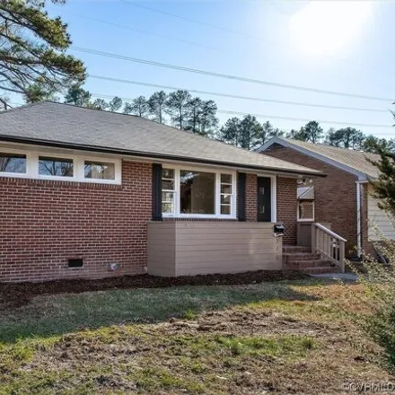 Image 3 - 746 Hampton Road, Westover Park, Petersburg, VA 23805, USA - House for sale