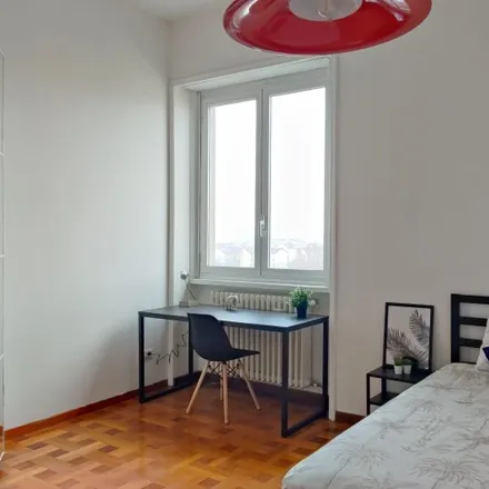 Rent this 4 bed room on Via Calatafimi 10 in 20136 Milan MI, Italy