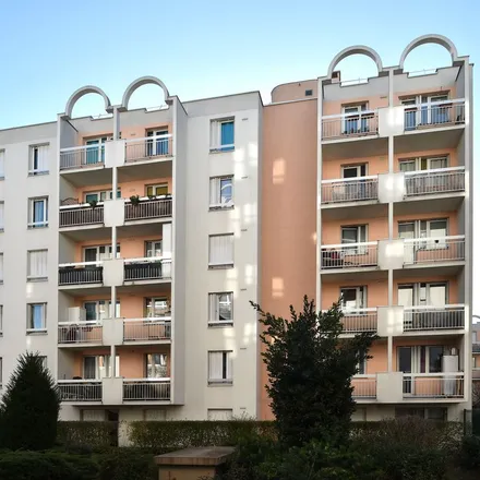 Rent this 2 bed apartment on 8 Avenue des Grésillons in 92600 Asnières-sur-Seine, France