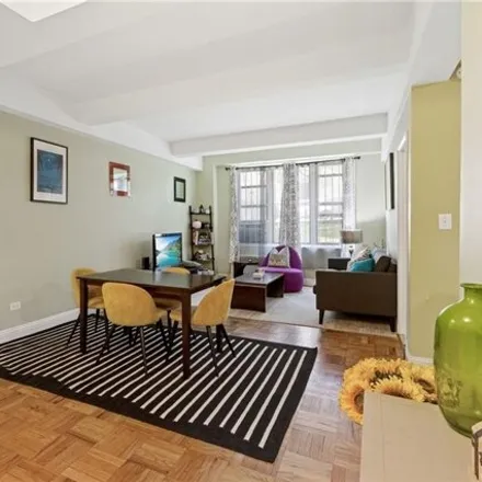 Buy this studio apartment on 3235 Cambridge /Lh Ave Unit 1H in New York, 10463
