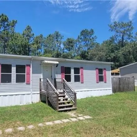 Buy this studio apartment on 3414 South Aberdeen Terrace in Homosassa Springs, FL 34448