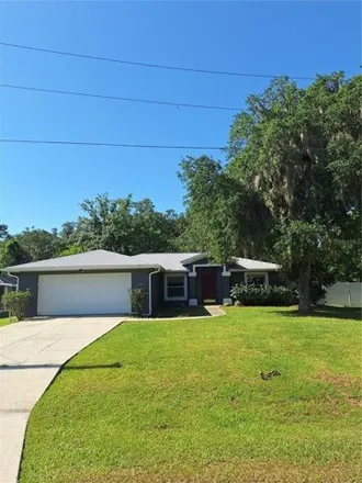 Rent this 3 bed house on 5113 Southeast 30th Court in Marion County, FL 34480