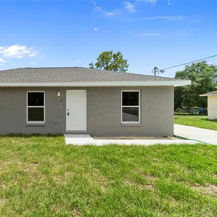 Buy this 3 bed house on 1401 Southwest 150th Court in Rainbow Park, Marion County