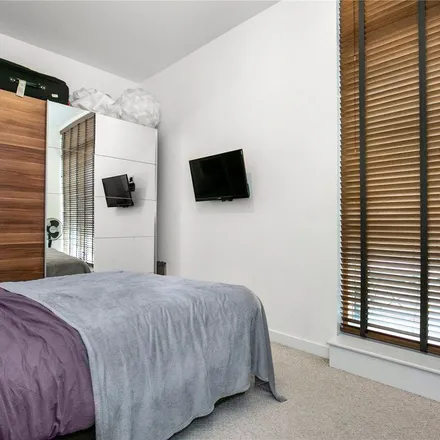 Rent this 1 bed apartment on Kennington and Walworth Delivery Office in 111-123 Crampton Street, London