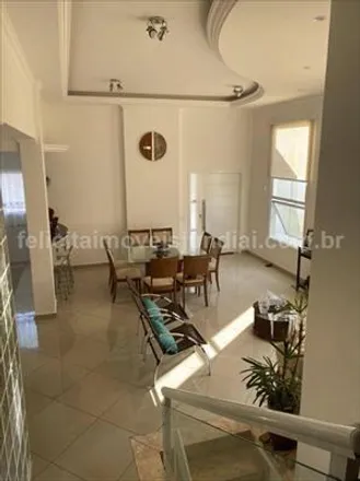 Buy this 4 bed house on Avenida Silvestre Oliveira in Caxambu, Jundiaí - SP