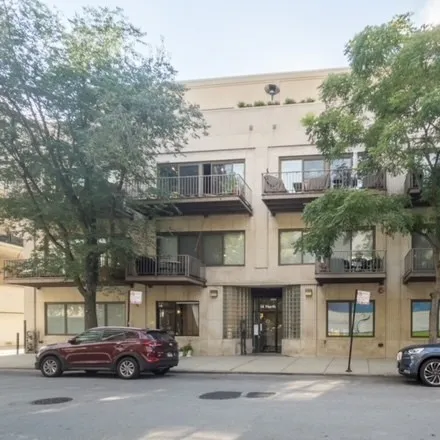 Buy this 1 bed loft on 14-16 North Sangamon Street in Chicago, IL 60622