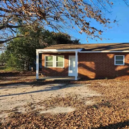 Rent this 2 bed house on 101 Virginia Dare Drive in Robins Air Force Base, Houston County
