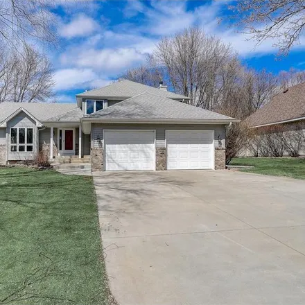 Buy this 4 bed house on 15348 83rd High Road North in Maple Grove, MN 55311