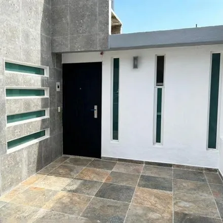 Buy this 3 bed house on Calle Paseo de las Palomas 104 in 52900 Atizapán de Zaragoza, MEX