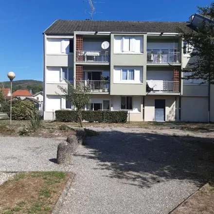 Rent this 4 bed apartment on 7 Rue des Frères Renaud in 70290 Champagney, France