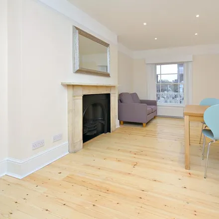 Rent this 1 bed apartment on 70 Queensway in London, W2 4SJ
