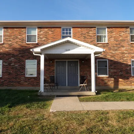Rent this 2 bed apartment on 1609 Steadmantown Lane in Frankfort, KY 40601