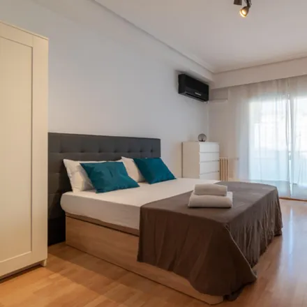 Rent this 5 bed room on Calle de Valderribas in 51, 28007 Madrid