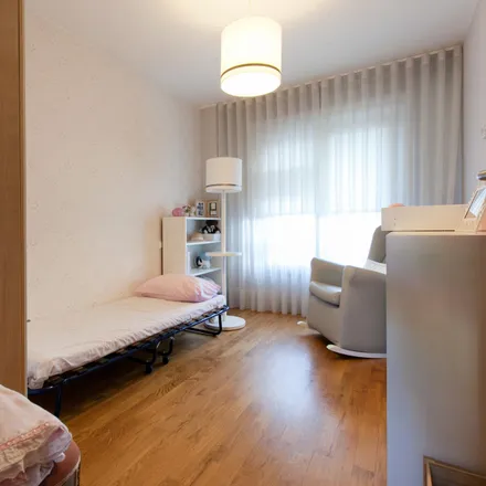 Rent this 4 bed room on Rua Rodrigues Coelho 4-46 in 4460-381 Senhora da Hora, Portugal