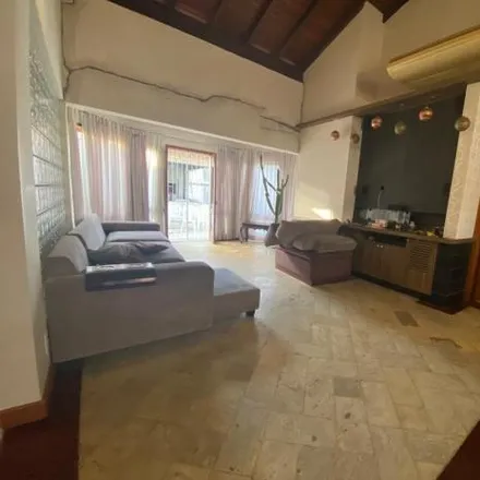 Buy this 6 bed house on Rua Castorina Lobo S'Thiago in Santa Mônica, Florianópolis - SC