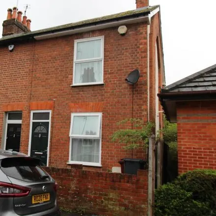 Buy this 3 bed townhouse on Felicity Cottage in 13 Victoria Street, Reading