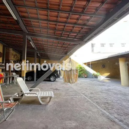 Buy this 2 bed house on Rua Desembargador Torres in Caiçaras, Belo Horizonte - MG