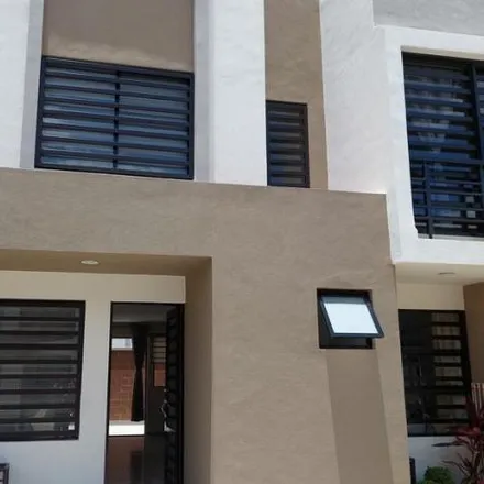 Rent this 2 bed house on unnamed road in Jardines De Versalles, 37544