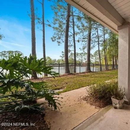 Image 4 - 7220 Deerfoot Point Circle, Jacksonville, FL 32256, USA - Condo for sale