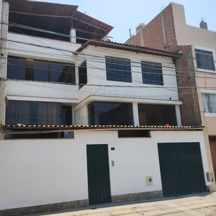 Image 1 - Bertonelli, San Juan de Miraflores, Lima Metropolitan Area 15801, Peru - House for sale