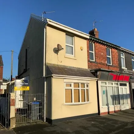 Image 1 - Number 3, Newton Drive, Blackpool, FY3 9BW, United Kingdom - Townhouse for sale